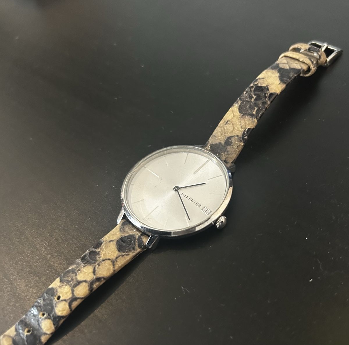 Tommy Hilfiger Uhren: Tommy Hilfiger Damenuhr – Gebraucht aus Basel von Christopher123 2