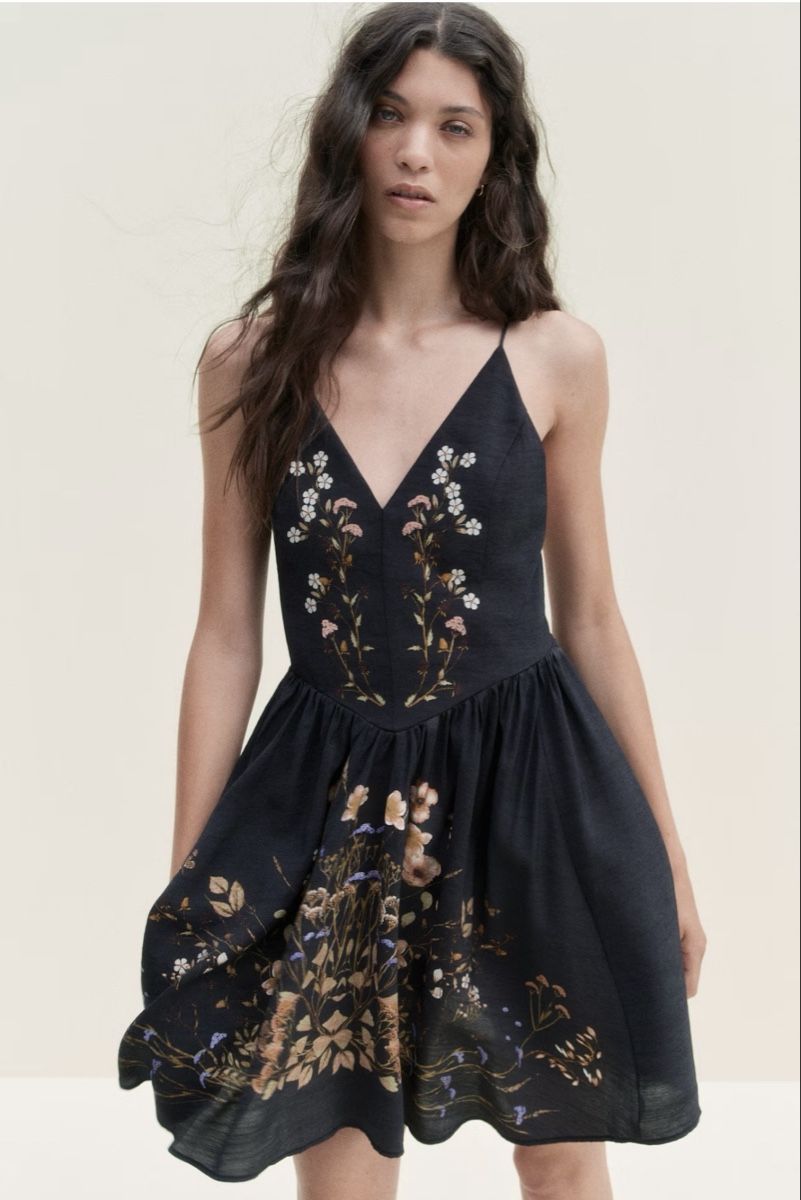 H&M Vestiti: Ausgestelltes Trägerkleid von H&M – Nuovo e nell'imballaggio originale da Bern venduto da SinaArikan 3