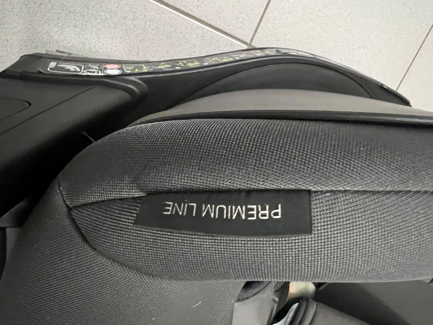 Britax Römer Auto-Kindersitze: Britax Römer Swingfix i-Size – Gebraucht aus Männedorf von sga_sl6n 3