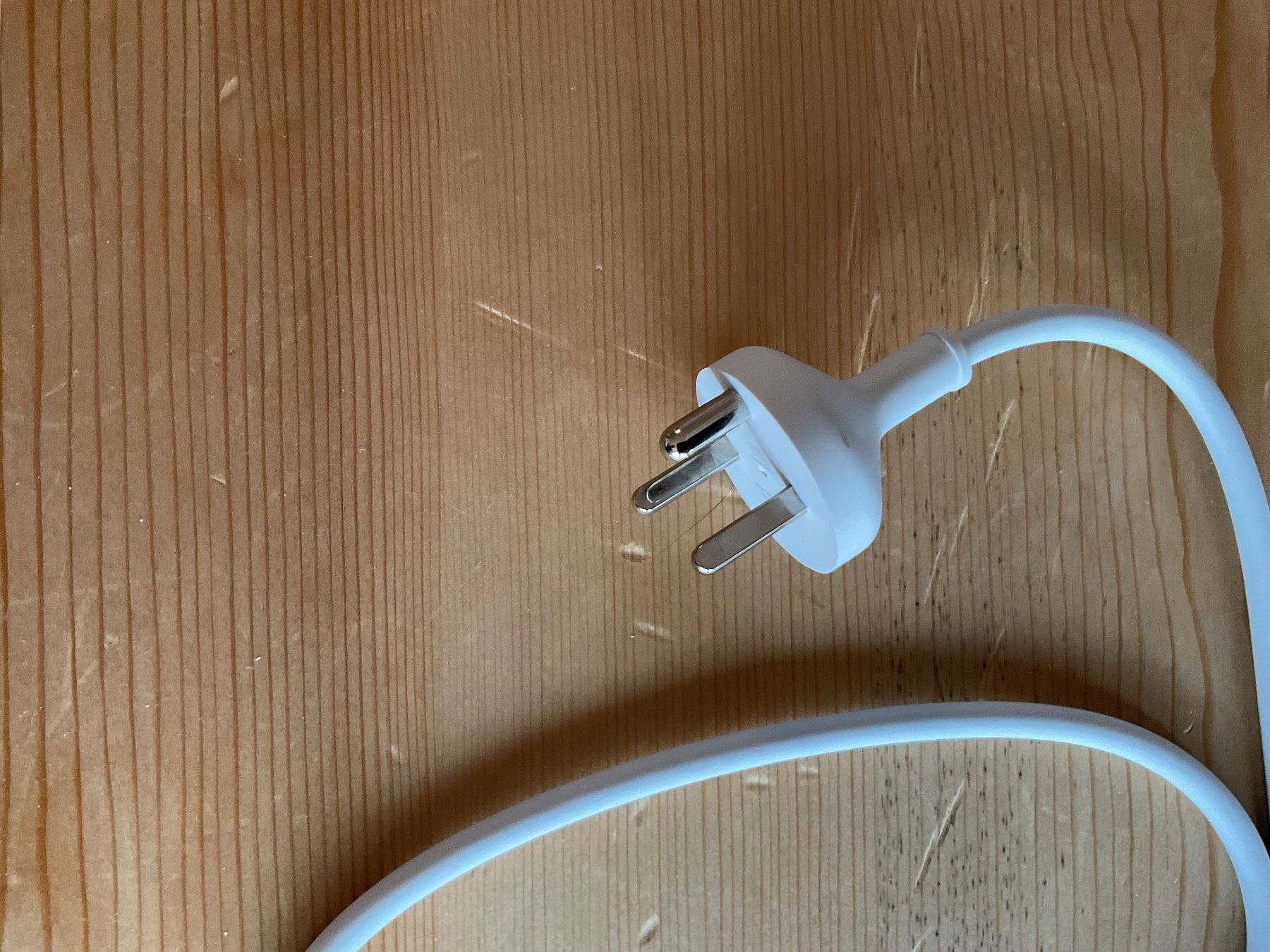 Apple Kabel: Apple Kabel zu Ladegerät Stecker Typ K (Dänemark) – Neu (gemäss Beschreibung) aus Küssnacht am Rigi von christianbueeler 2