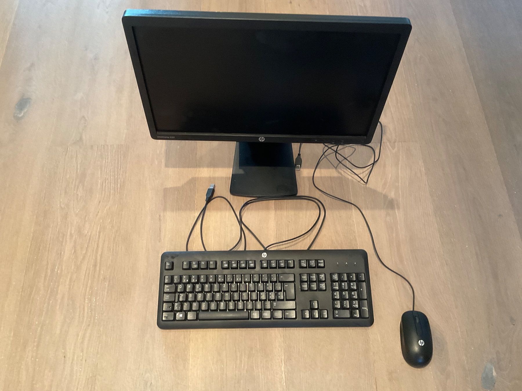 Hewlett Packard Monitore: Home Office Monitor – Gebraucht aus Uitikon Waldegg von sch_m58c