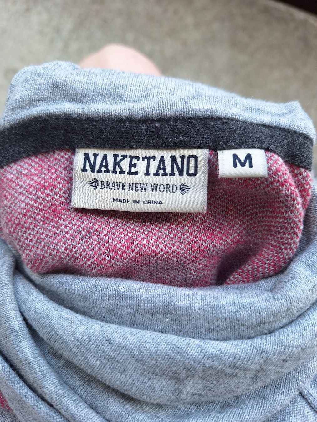 Naketano Pulls & Sweat-shirts: Naketano Pullover mit Muster Grösse M  – Neuf avec emballage d'origine à Kandersteg par Zwiepi 1