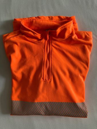 Pull de travail orange mi-saison, taille L.