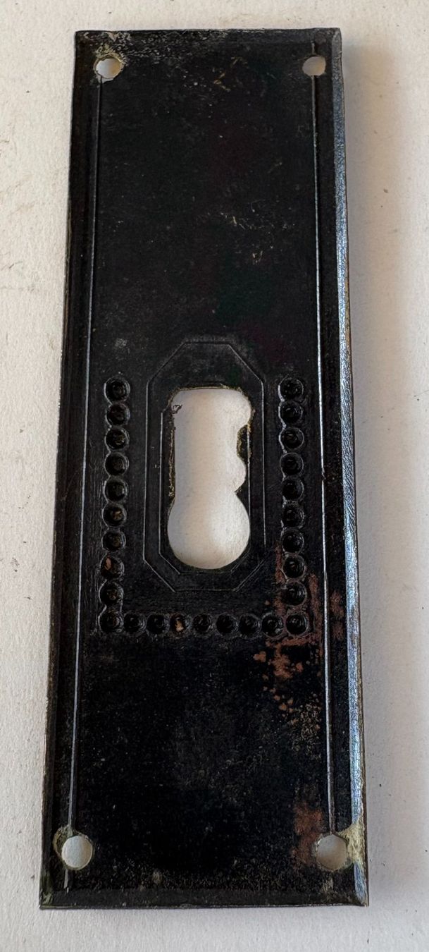 Quincaillerie: VINTAGE SCHLÜSSELLOCH BLECH – Défectueux à Ostermundigen par wini63 1
