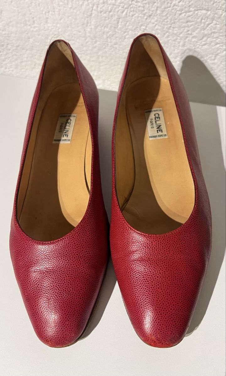 Celine Scarpe da donna: Escarpins Céline, taille 38,5 – Usato da St-Pierre-Clages venduto da ste_xk6p