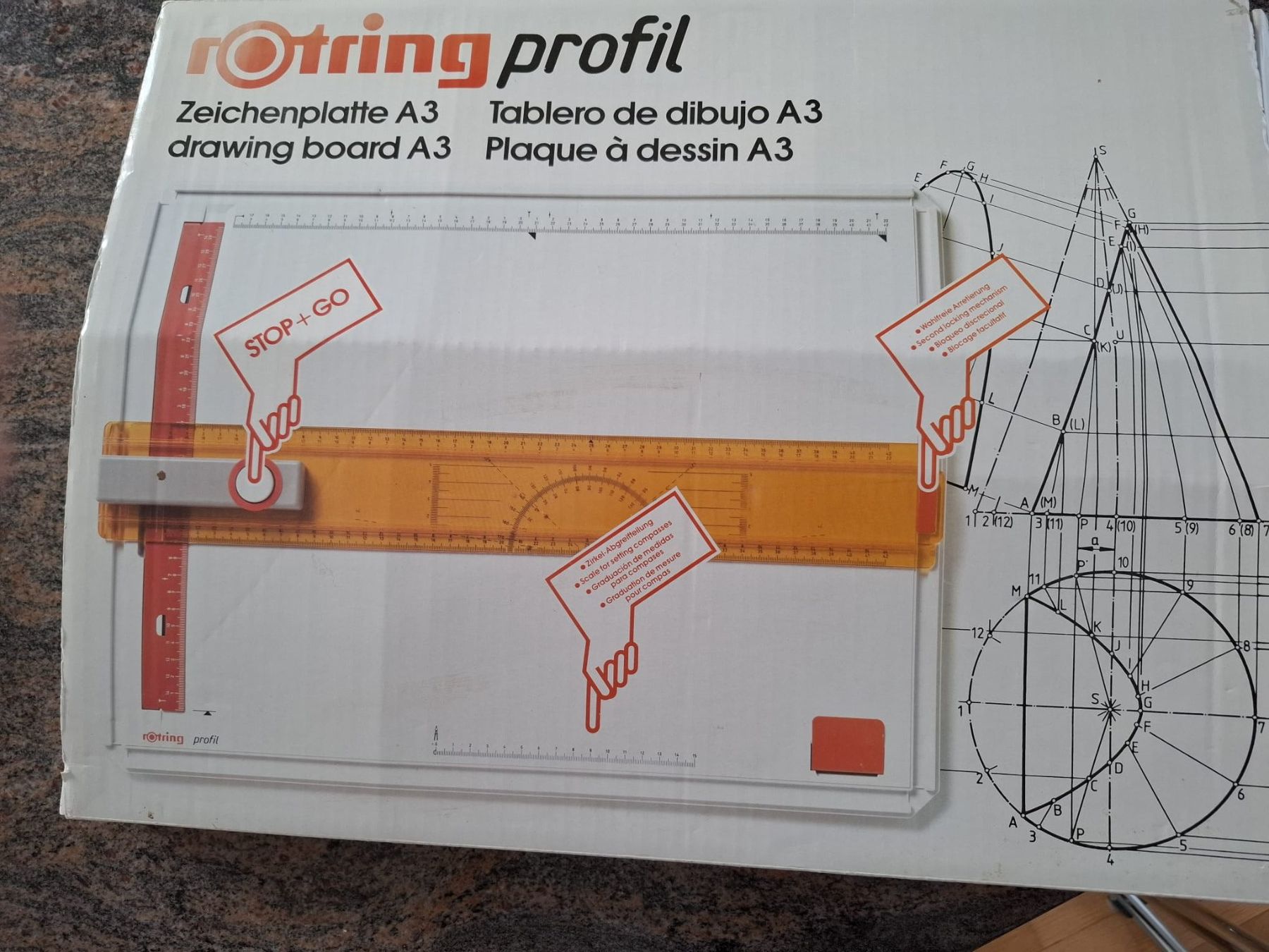 Rotring Autres matériel pour artistes: Rotring profil Zeichenplatte A3 – D'occasion à Küssnacht am Rigi par Honduras7 1