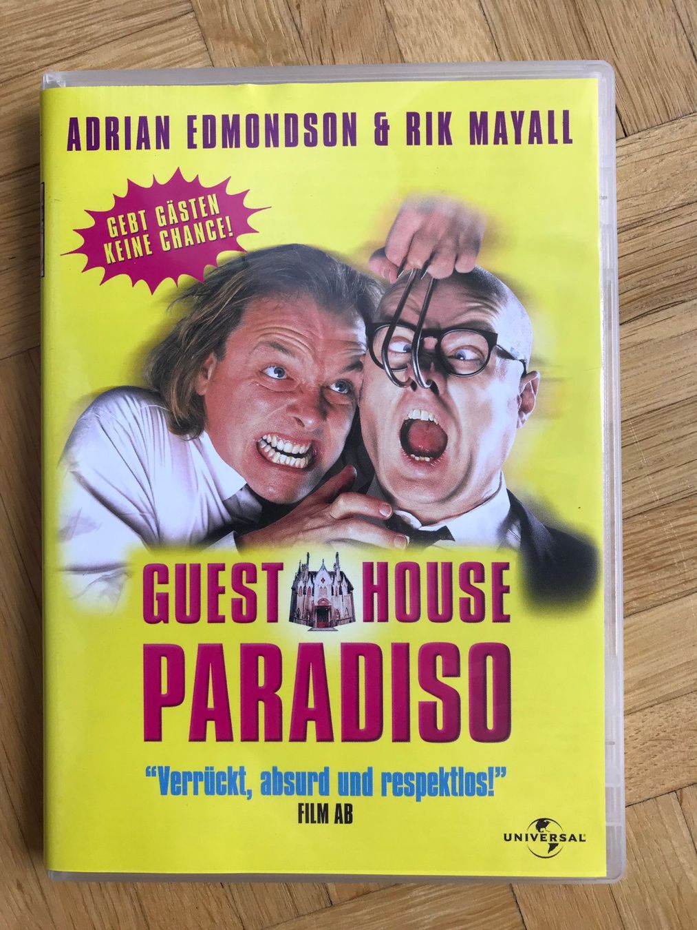 Alle DVDs: Guest House Paradiso - DVD – Gebraucht aus Zürich von Malcom