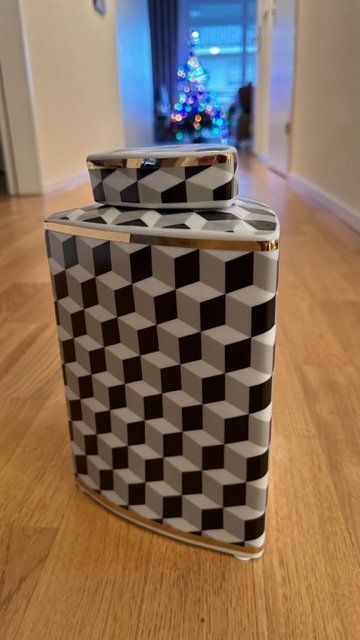 Vasen & Gefässe: Vase Schwarz Weiss Dekorativ – Gebraucht aus Horgen von Fioko1984