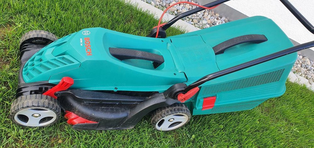 Bosch Elektro Rasenmäher ARM 34(1300 W,Schnittbreite 34 cm) Kaufen