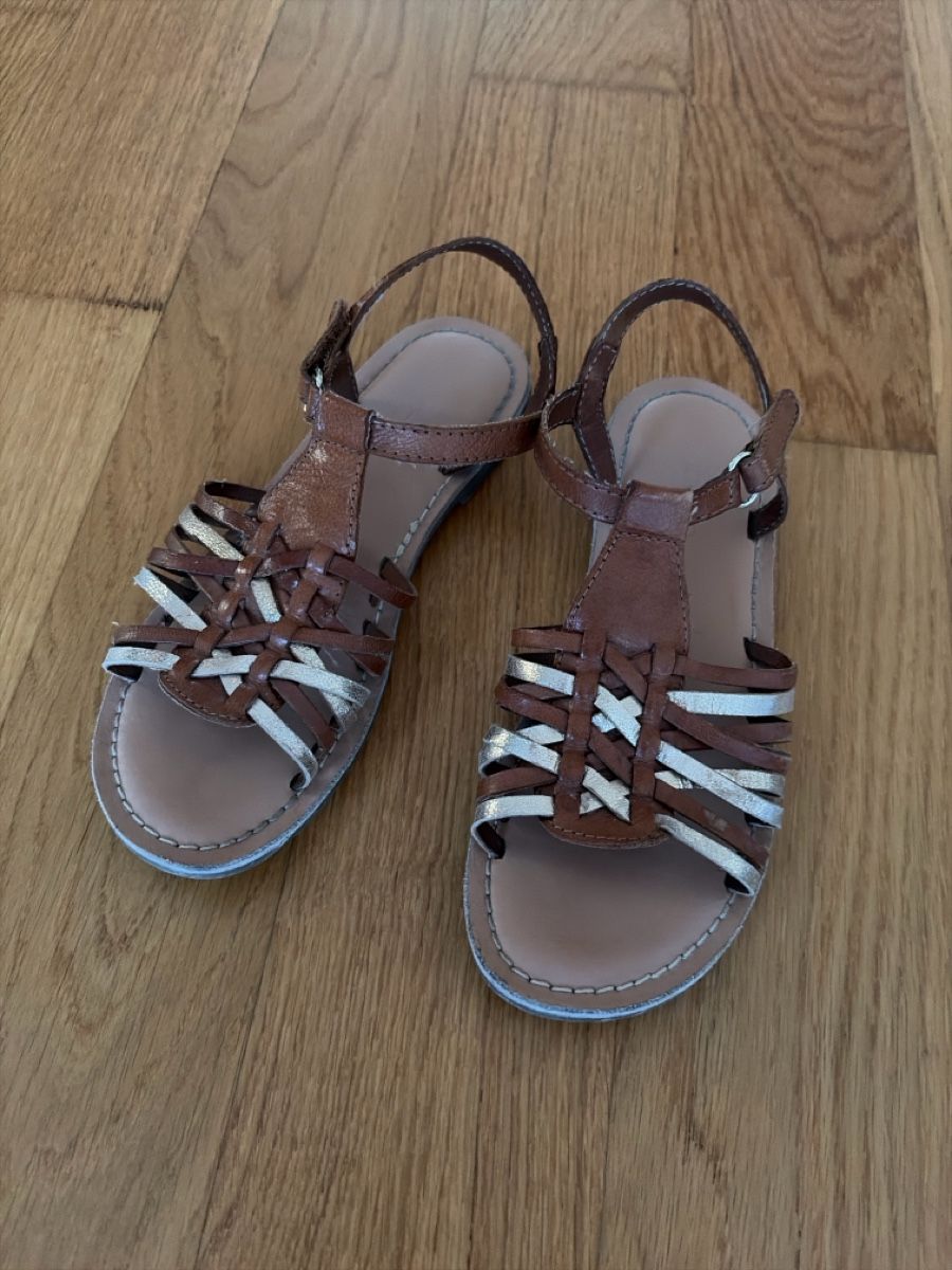 Scarpe per ragazze: Okaidi gr.34 – Usato da Andhausen venduto da bgy_y6xl