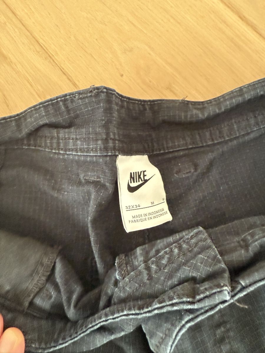 Nike Pantaloni: Nike Hosen, Gr 32/34 – Usato da Frauenfeld venduto da simme81 1