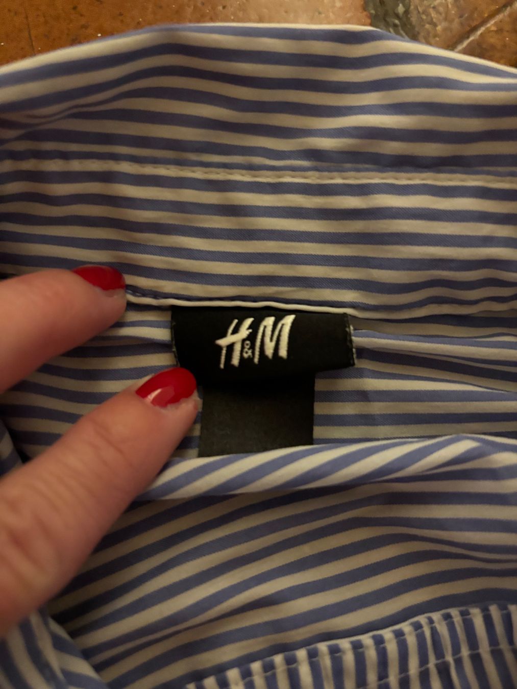 Camicette: H&M Bluse, gestreift, hellblau, Gr. 40, Damen – Usato da Weissbad venduto da FlickflauderY 1