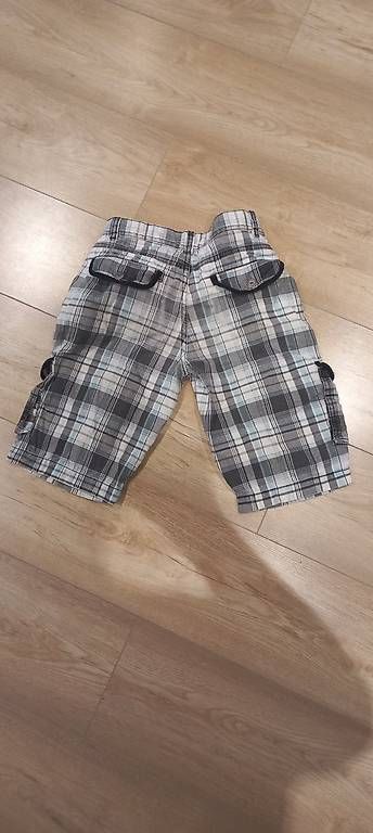Pantaloni: Kurze Hose Bermudas  – Usato da Schänis venduto da he80 1