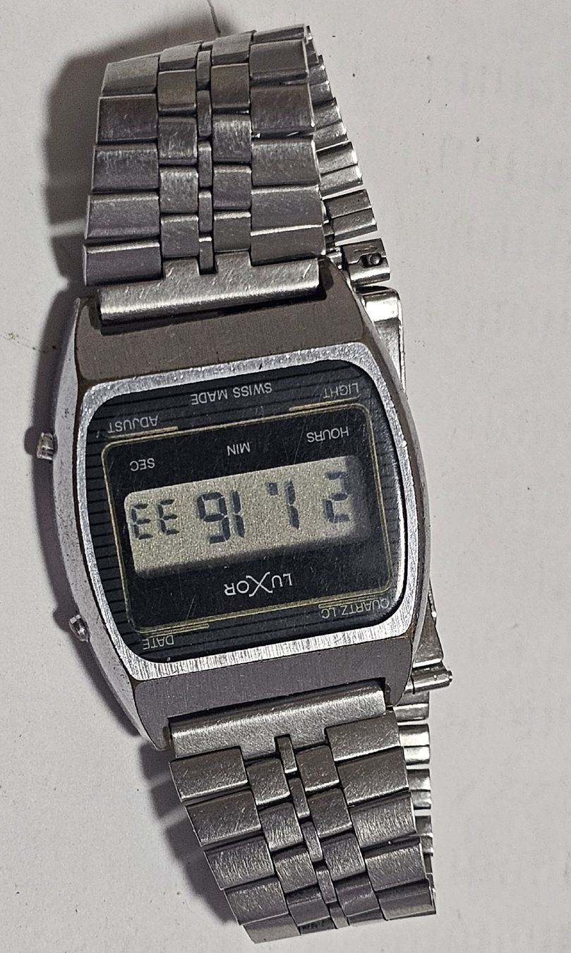 Luxor Orologi: Montre digitale Luxor Quartz  – Difettoso da Genève venduto da Fresko01 1