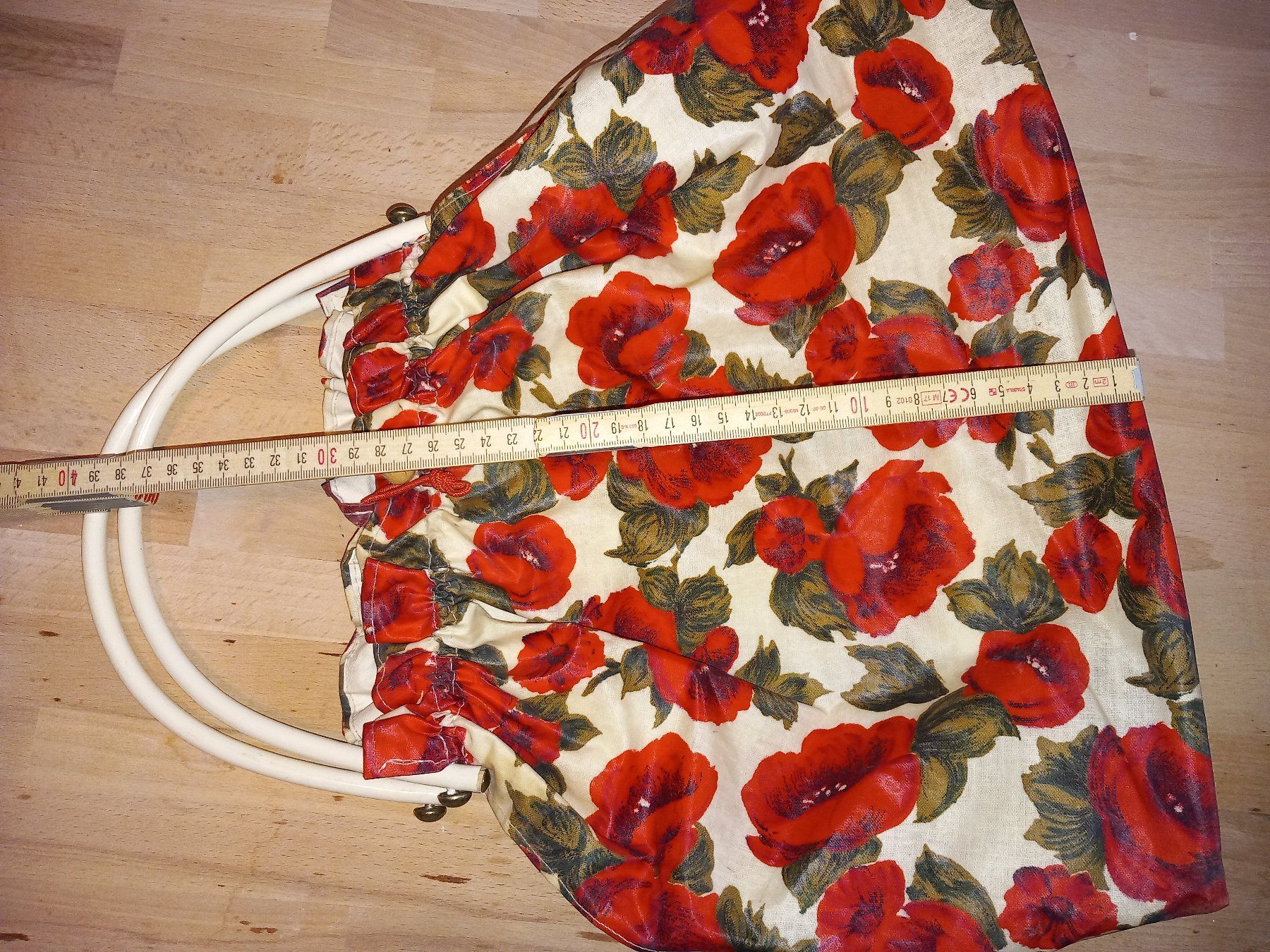 Borse da donna: echte vinatge Tasche mit Mohnblumen – Usato da Maschwanden venduto da summernight7 4