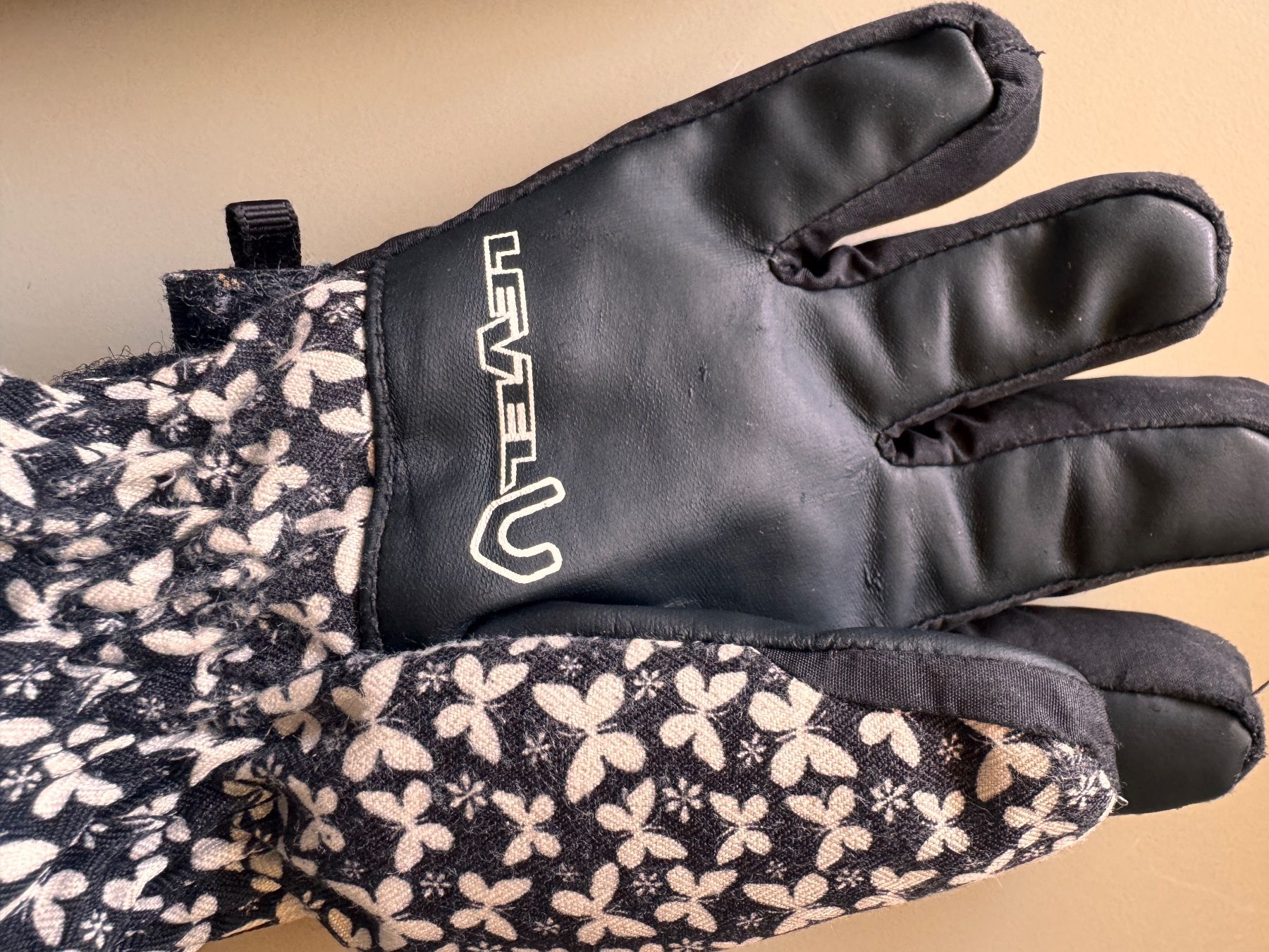 Guanti: Skihandschuhe Kinder mit Schmetterlingsmuster – Usato da Baar venduto da Arina2 4