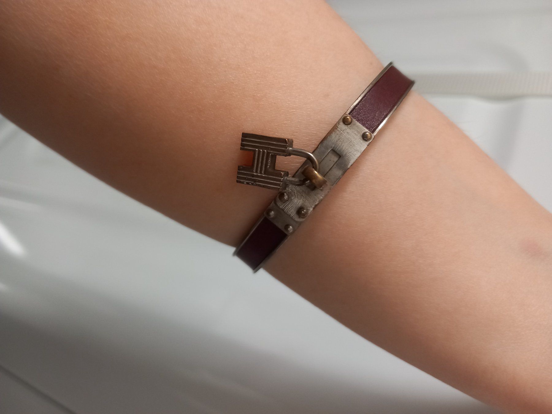 Hermès Bracciali & Braccialetti: Hermes bracelet kelly bangle. – Usato da Genève venduto da GenevaLuxury 2