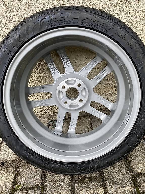 Pneus & Kompletträder: Roues complète  – Gebraucht aus Veyrier von Paiouk 1