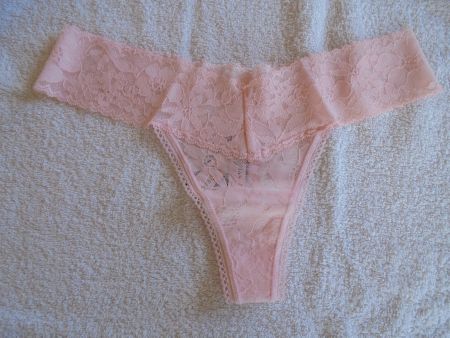 VICTORIA'S SECRET THONG, S, NEU