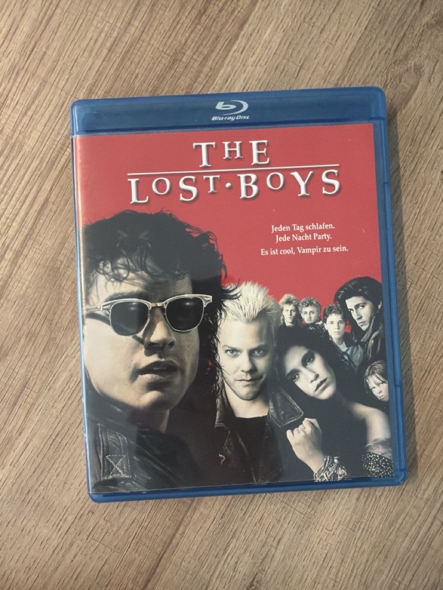 Tutti i DVDs: The Lost Boys (1987) BluRay – Usato da Hagendorn venduto da masterchieff
