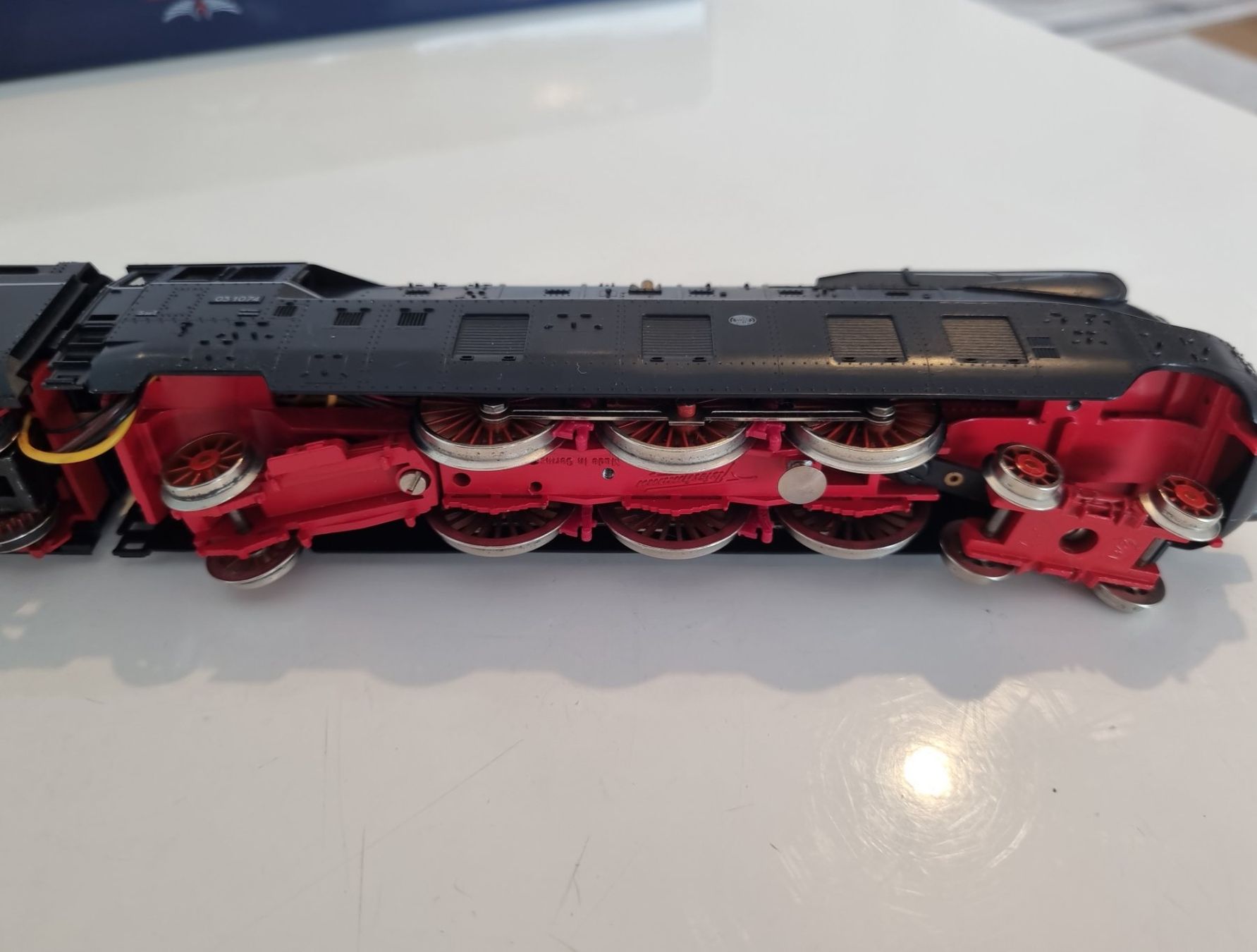 Fleischmann Modelleisenbahnen: Fleischmann DR Stromlinienlok 4172 DCC Digital – Gebraucht aus Zürich von nibadi 5