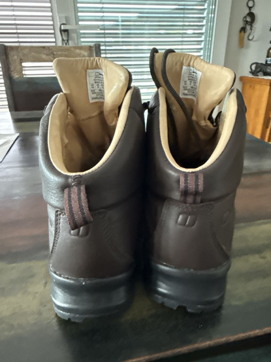 Scarpe da uomo: Berghaus Leder Wanderschuhe – Nuovo (secondo la descrizione) da Rorschach venduto da berns08 3