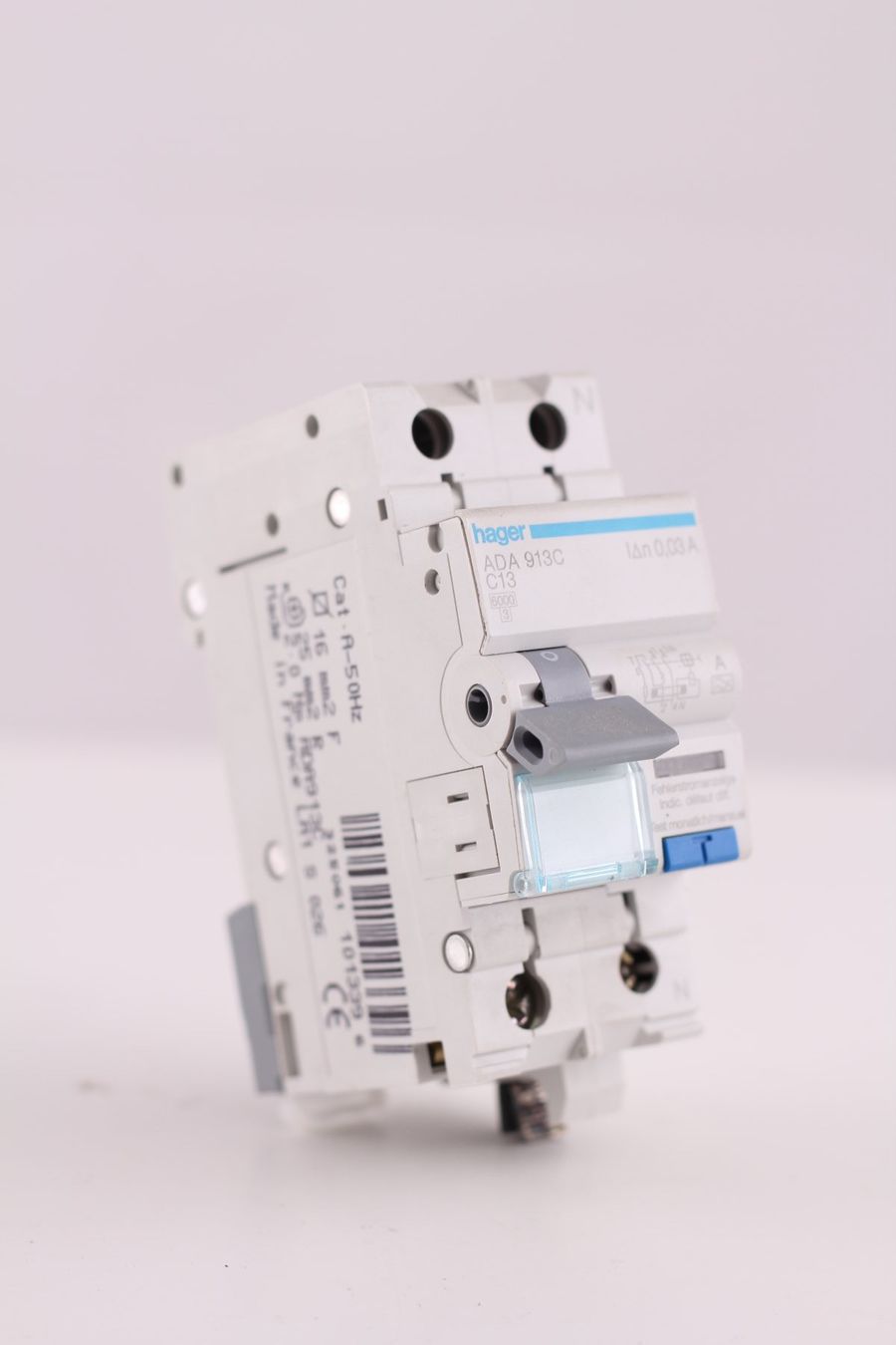 Hager Interruttori: Hager ADA 913C C13 13A 30mA FI – Usato da Winterthur venduto da Hint17