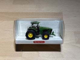 John Deere 8530 mit Doppelbereifung (WIKING)