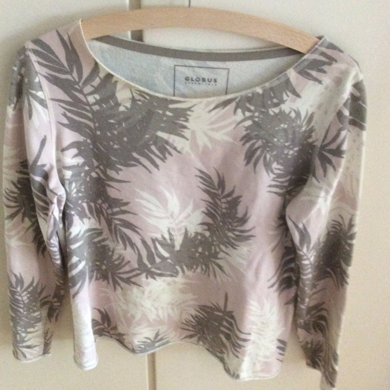 Globus T-shirt: Sweat-Shirt GLOBUS – Usato da Biel/Bienne venduto da Ganesh12