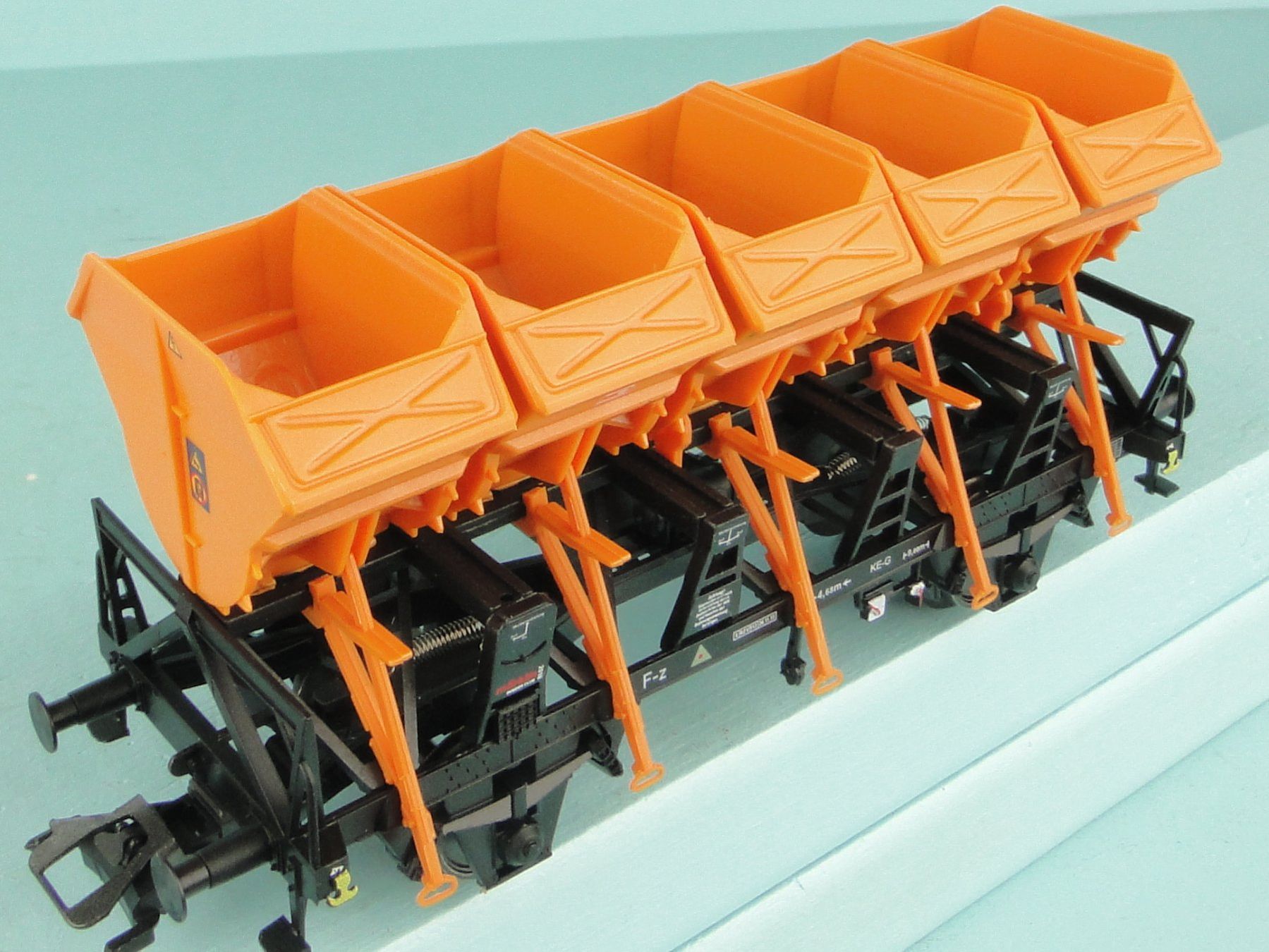 Märklin Modelleisenbahnen: Märklin 48168 Muldenkipper – Gebraucht aus Bülach von cann11 3