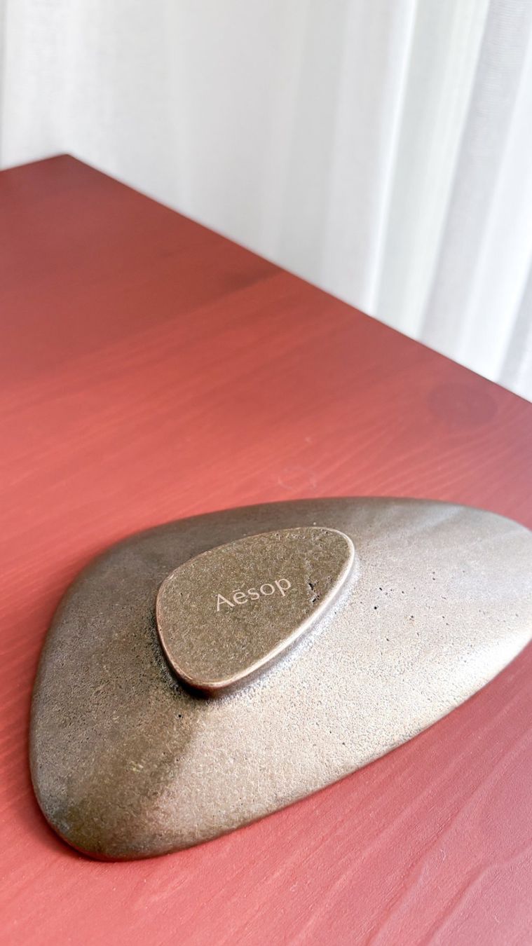 Bougeoirs: Aesop Solid Bronze Incense Holder, designed by Vogel Studio – D'occasion à Delemont par picapica.ch 2