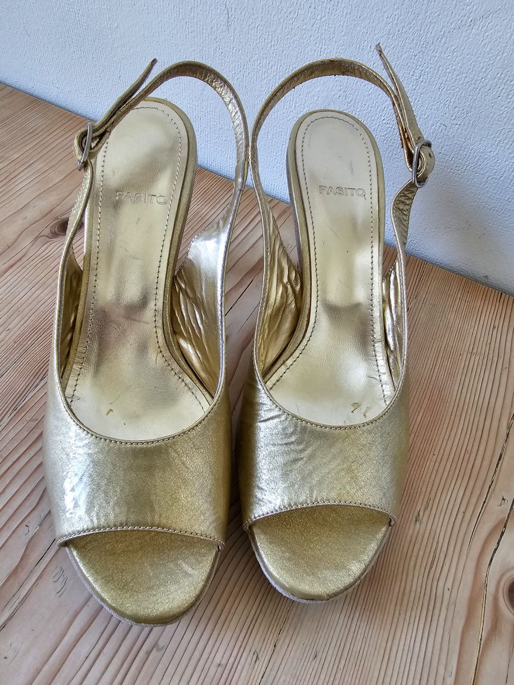Scarpe da donna: Pumps Gr. 39 – Nuovo (secondo la descrizione) da Luzern venduto da TausendD 3