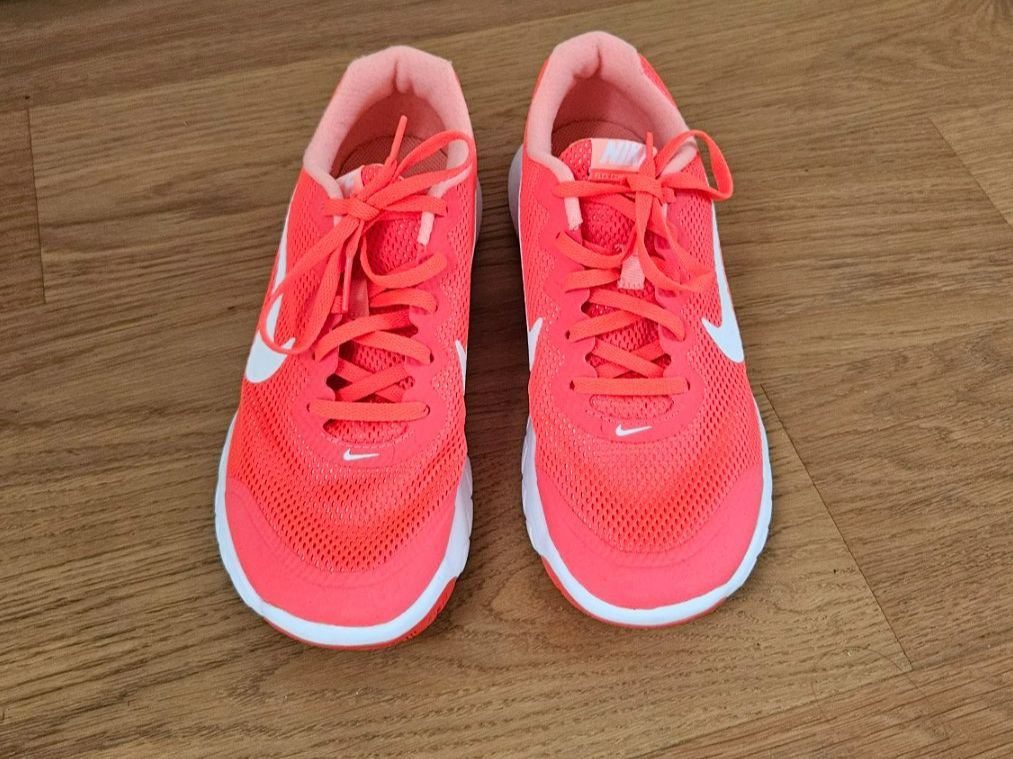Nike Scarpe da donna: Nike Sneaker coral-rot – Nuovo (secondo la descrizione) da Gockhausen venduto da Carolin_K 1