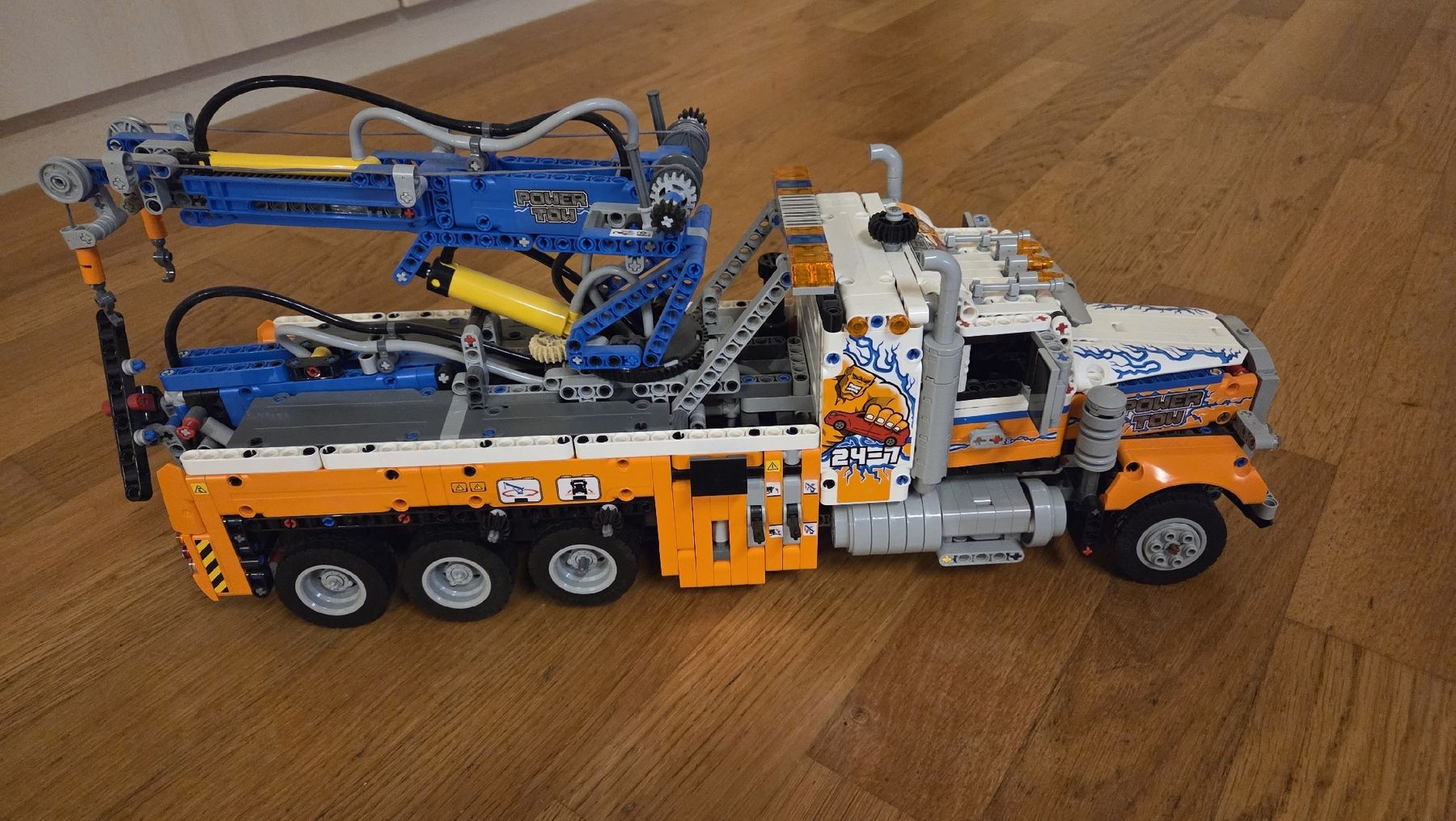 Lastwagen: Lego Technic/ Schwerlast Abschleppwagen – Gebraucht aus Esslingen von Bolormaa 1