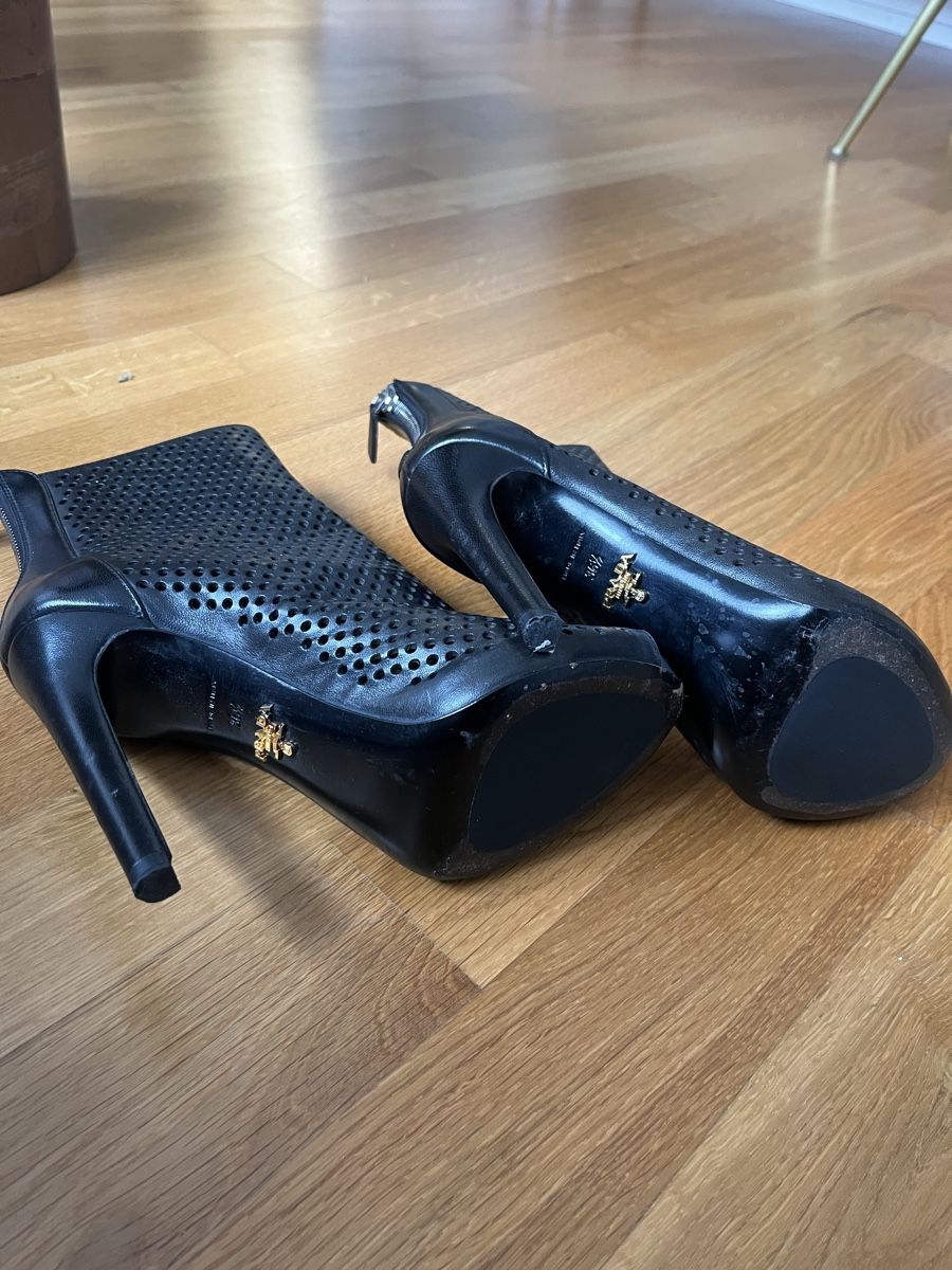 Prada Scarpe da donna: Prada Stiefelleten – Usato da Zürich venduto da jul_855n 3