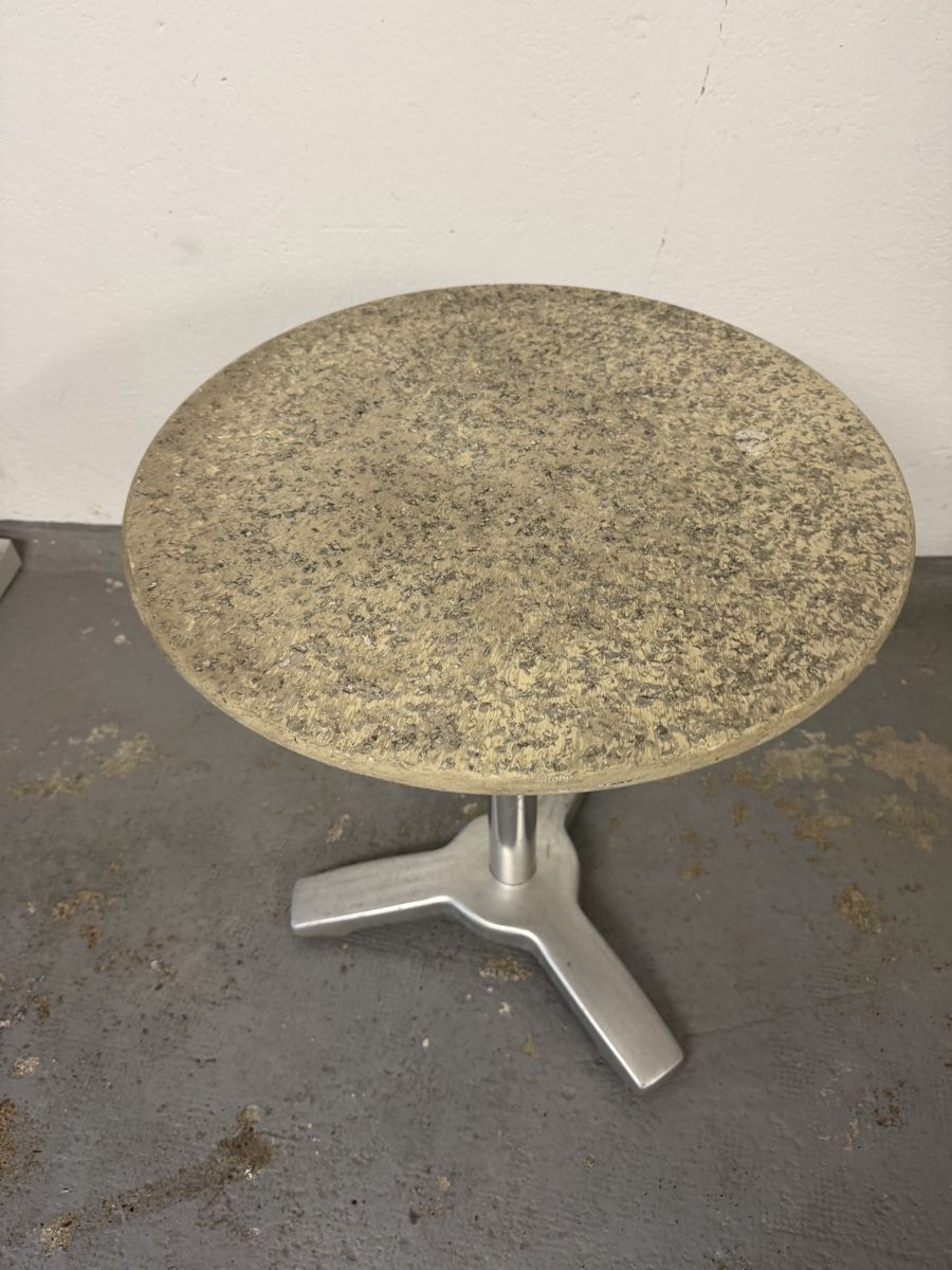 Tables: Robuster Gartentisch klappbar – D'occasion à Zürich par joyfulgrace 1