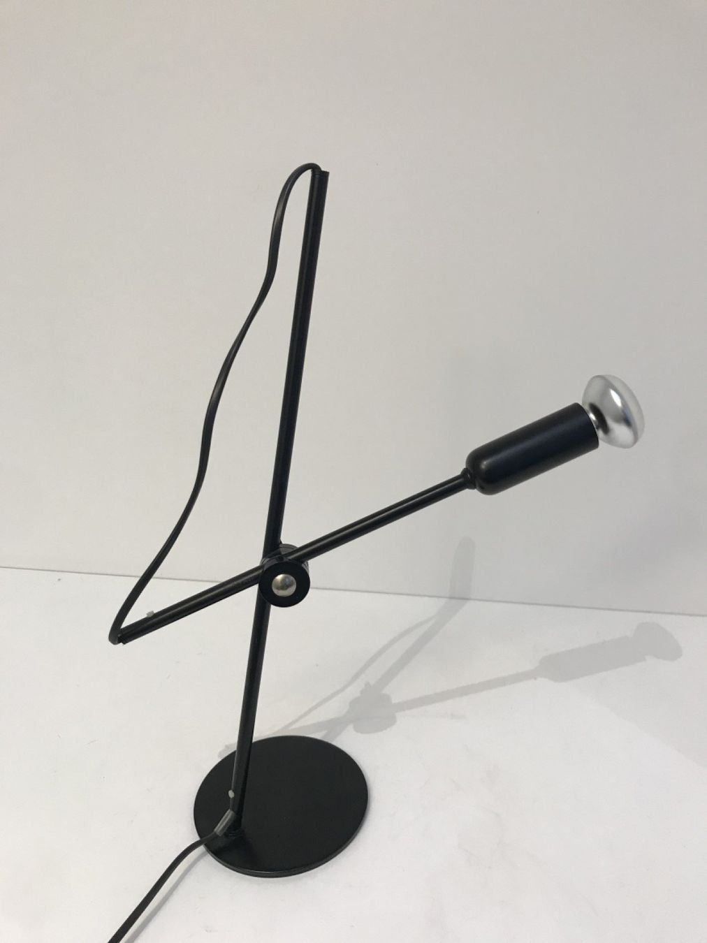 Lampes: Minimalistische Tischleuchte der Schweizer Marke Optelma – Défectueux à Gersau par pd-design-and-art 1