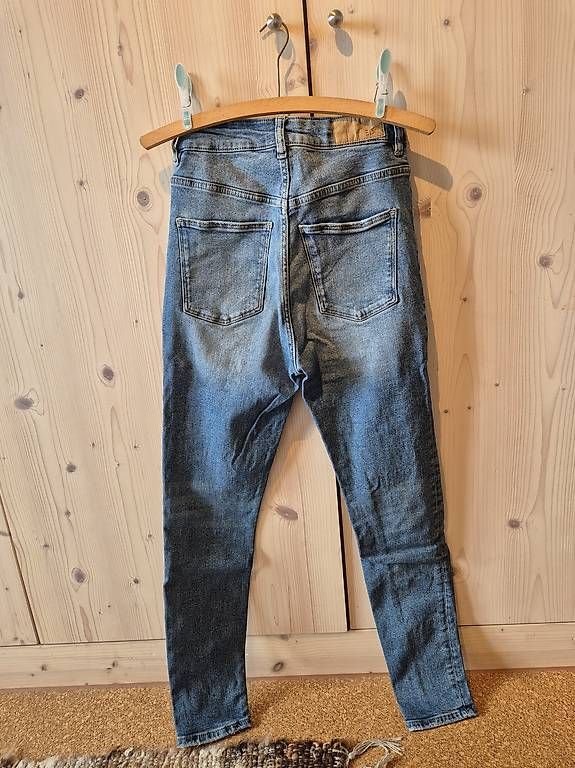 Jeans: Jeans Esprit – Gebraucht aus Schwarzenbach LU von cifis 1