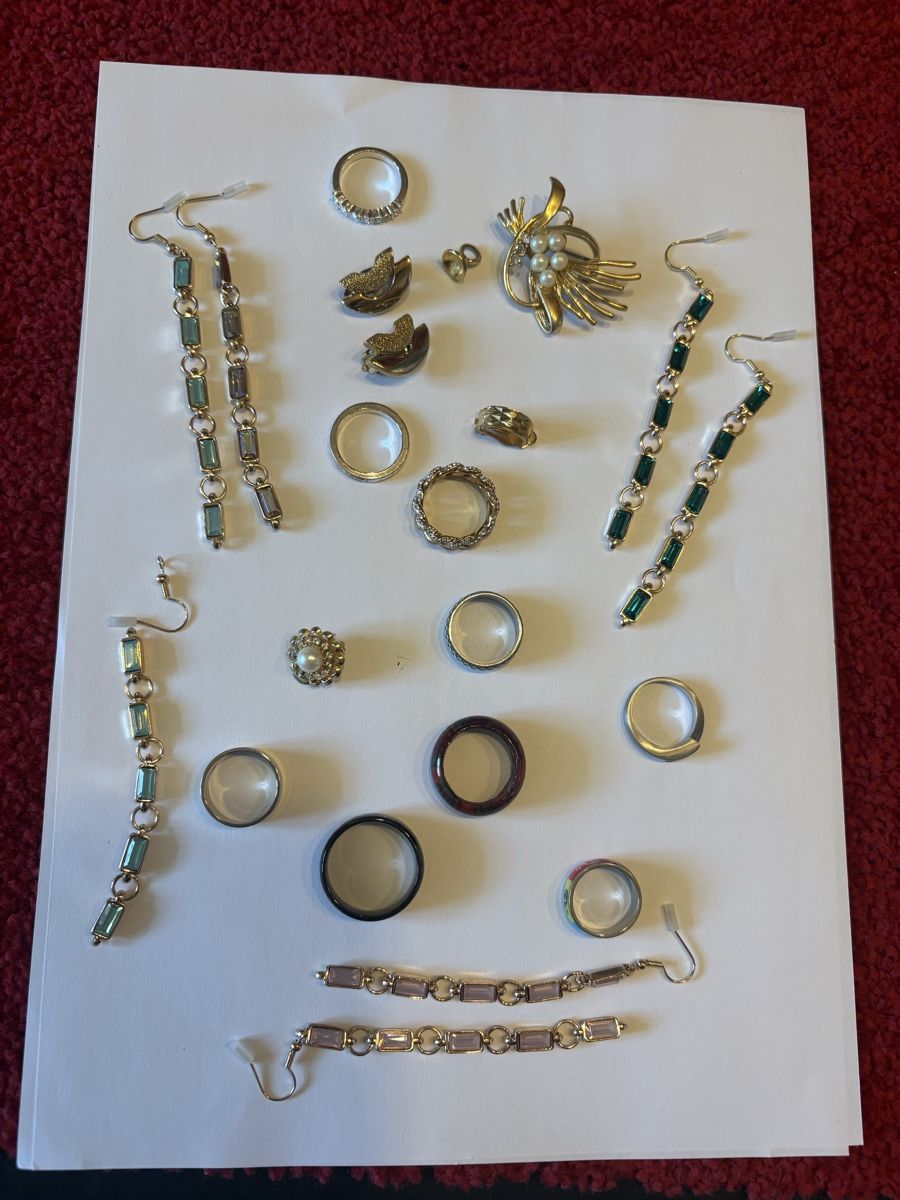 Altri gioielli: Mode Schmuck Mix – Usato da Murten venduto da Tzaugg
