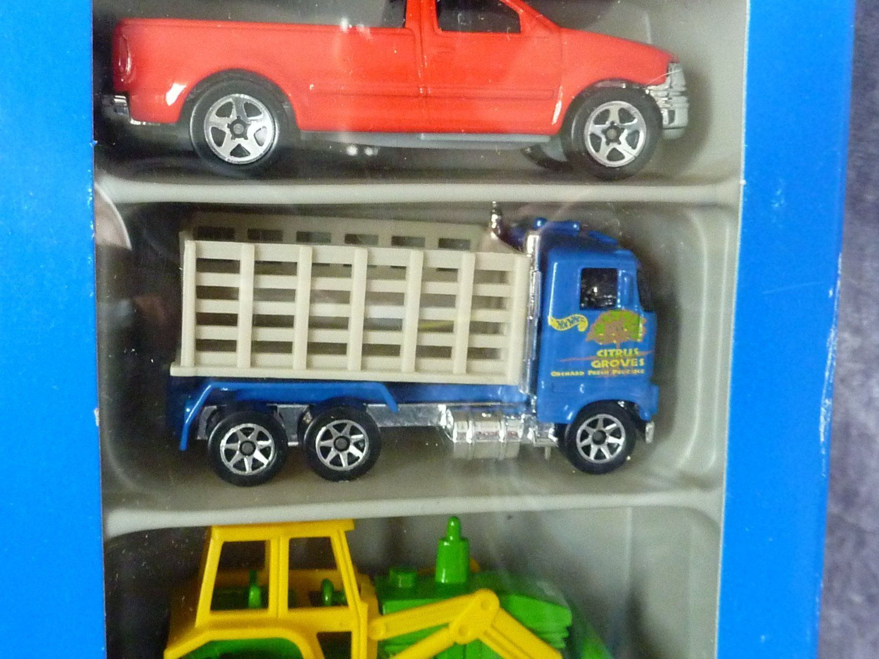 Hot Wheels Modellini d'auto: Gift Set Farm Country  1:64 – Nuovo e nell'imballaggio originale da Dürrenäsch venduto da Cobra1ch 2