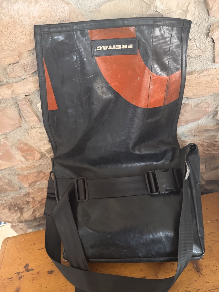 Freitag Altro in  Abbigliamento & Accessori: Freitas F14 Dexter – Usato da Arsiè venduto da Marydema76 2