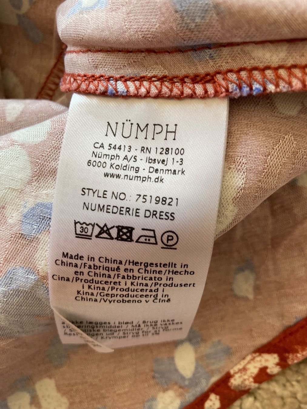 Vestiti: Schöner Kleid Nümph Retrostyle Gr. 34 – Usato da Allschwil venduto da waldlachen 3