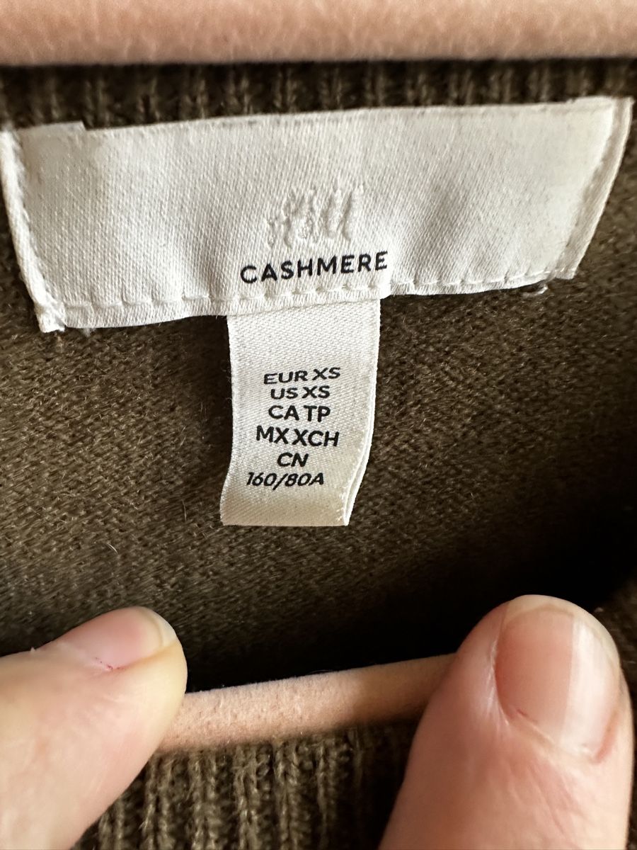 H&M Maglioni & Felpe: H&M Kaschmir Pullover Gr XS – Usato da Bern venduto da Tana31 1