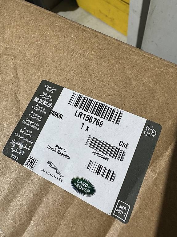 Tutti pezzi di ricambio auto: Multifunktionsdisplay Range Rover Velar LR156769 – Usato da Arbon venduto da dor_69vv 2
