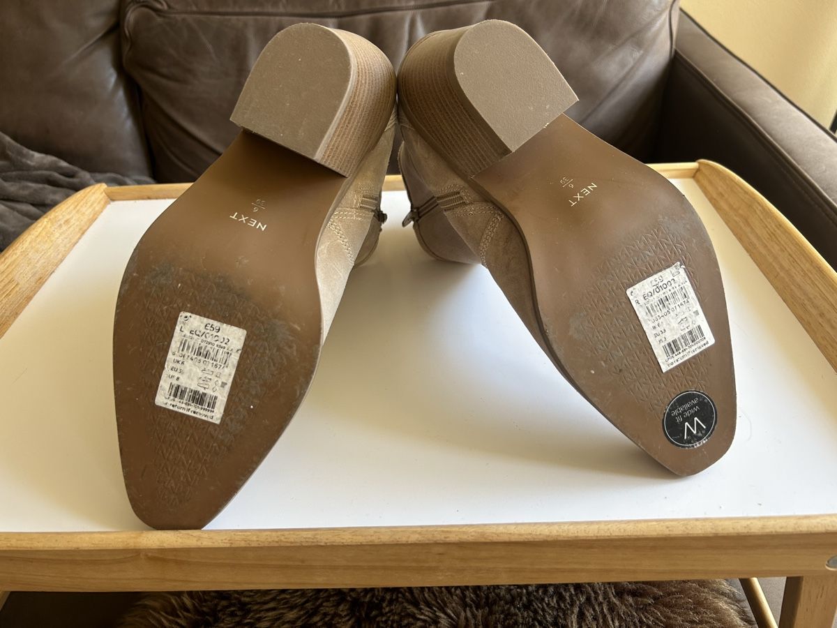 Scarpe da donna: Neue Cowboystiefel – Nuovo e nell'imballaggio originale da Baden venduto da ste_h2z5 2
