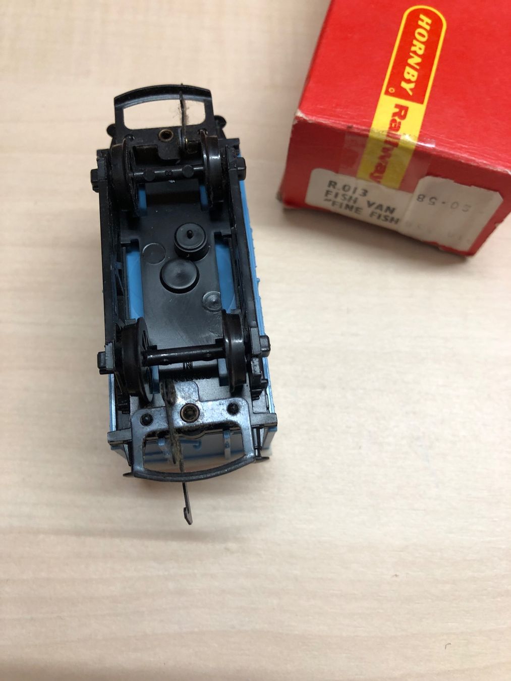 Hornby Modellini di ferrovie: 3 Modelleisenbahnwagen von Hornby – Usato da Rümligen venduto da Sibill 6