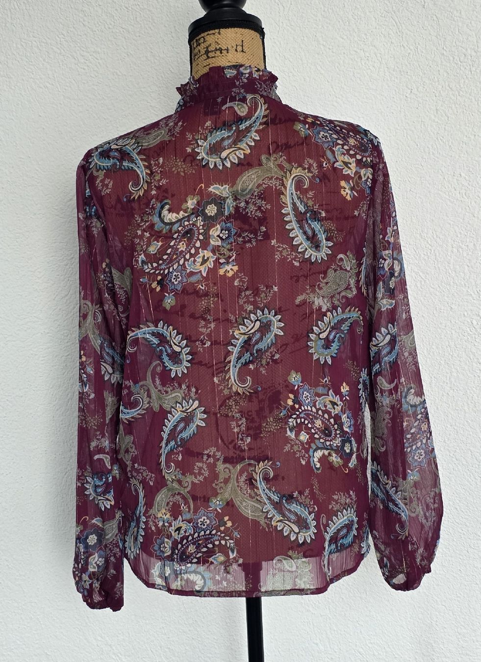 Chemisiers: Damen Bluse mit Paisleymuster, Grösse M – Neuf (Voir description) à Rheinsulz par Gilea 3