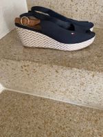 Sandales compensées Tommy Hilfiger bleu marine tissu