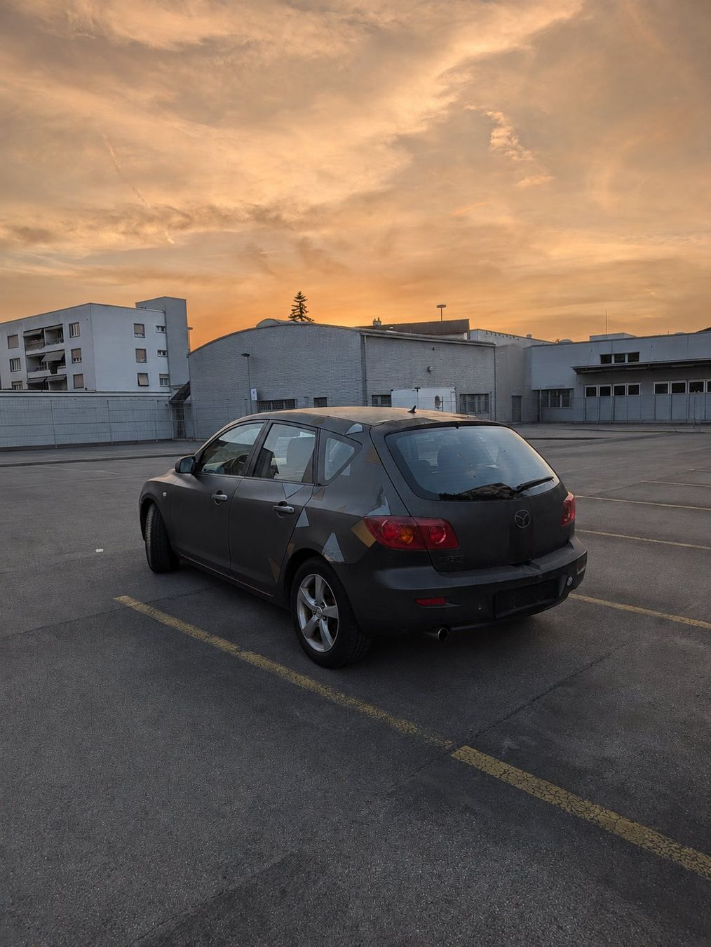 Mazda Autos: Mazda 3 bk 2.0 170'000 km / technisch gut – Gebraucht aus Gümligen von yasko_s1907 2