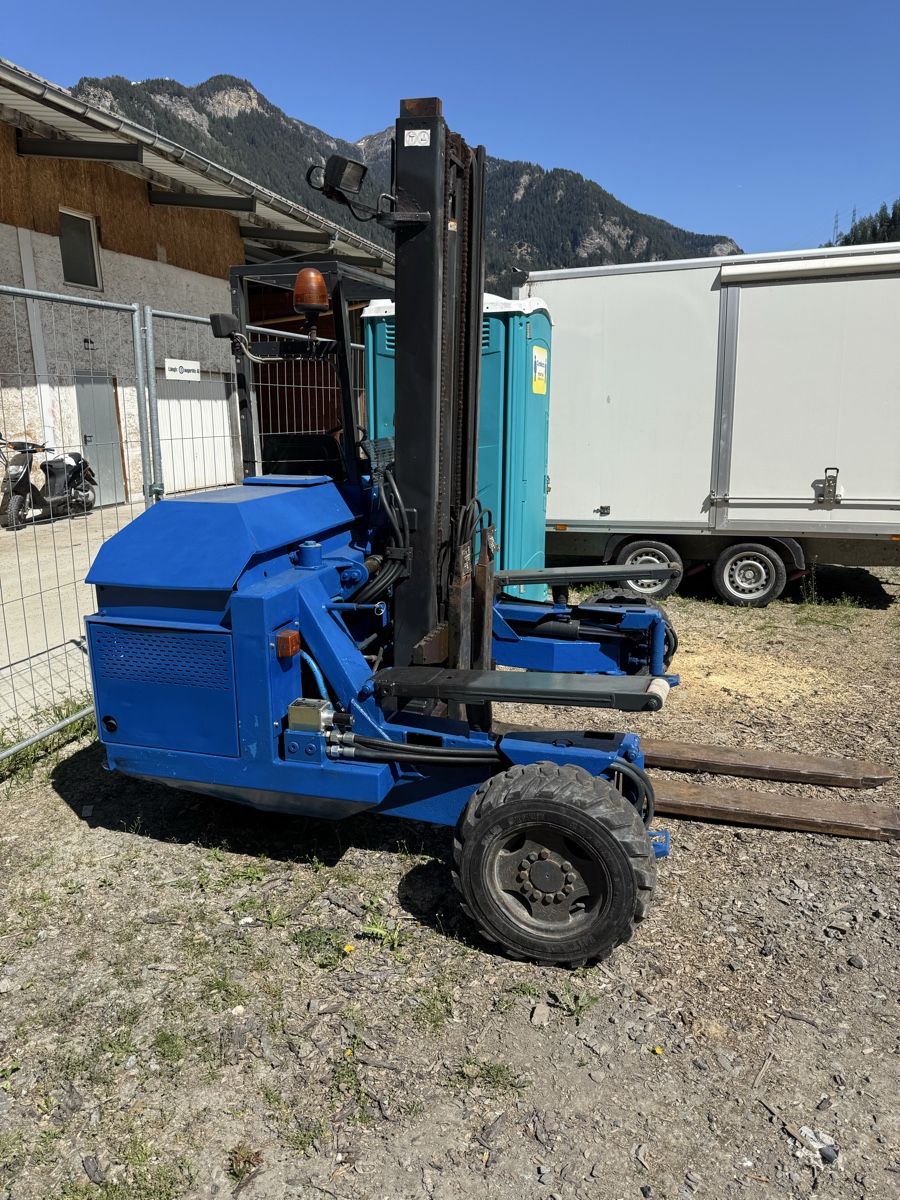 Carrelli elevatori e a forche: Dreiweg Stapler – Usato da Sils im Domleschg venduto da renomeoGmbH 4